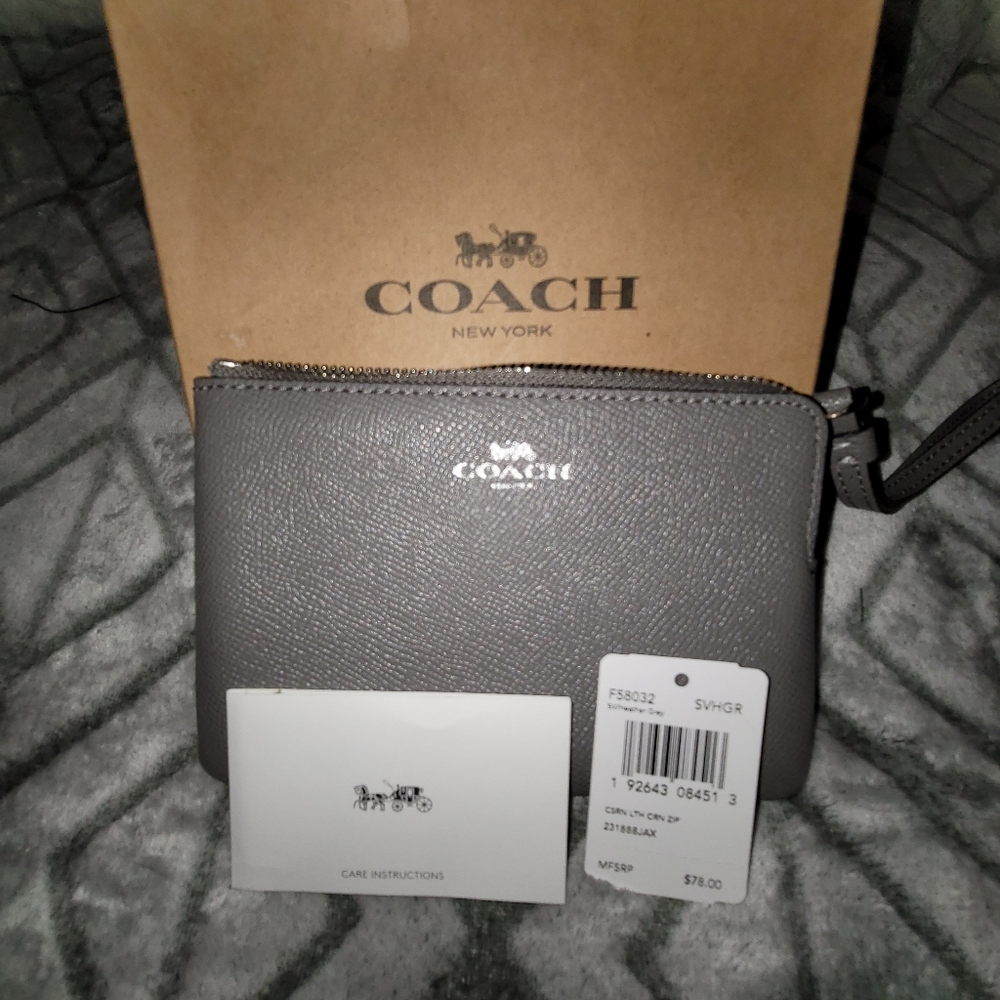 Authentic, Coach, Small, Gray, Leather Wristlet